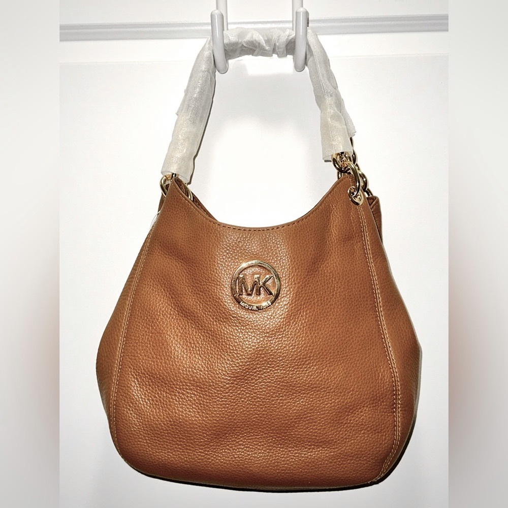 NWT Michael Kors, Fulton Chain Medium Shoulder Tote, Luggage Brown